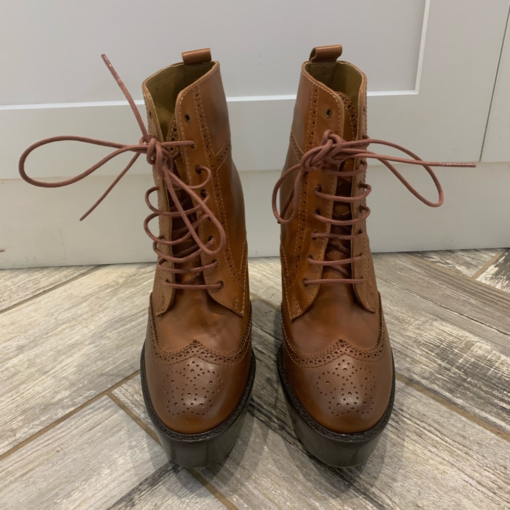Women ankle booties! Made in Spain